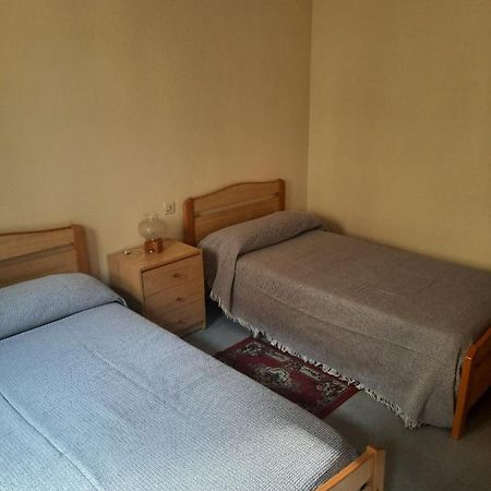 Habitaciones Pension El Parque Sabiñánigo Екстериор снимка